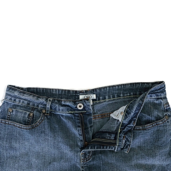 Cato Light Wash Mid Rise Blue Denim Jean Shorts - Picture 5 of 11